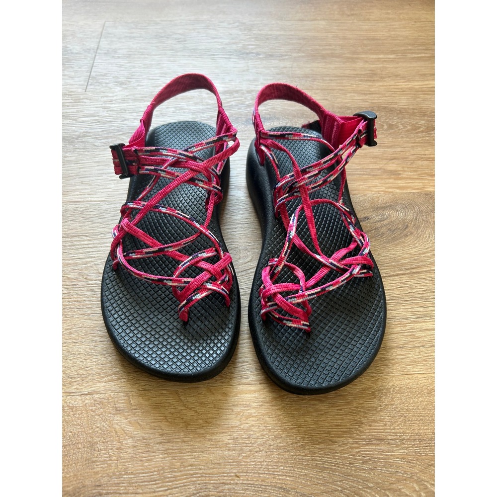 Chaco Z/Cloud X2 Womens 9 Pink Strappy Toe Loop Sport Sandals J106622